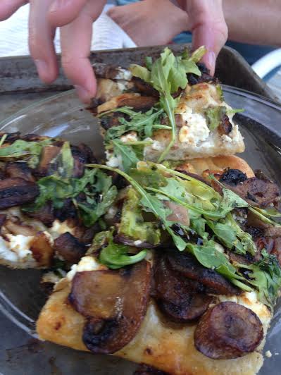 Mushroom and Goat Cheese Pizza 